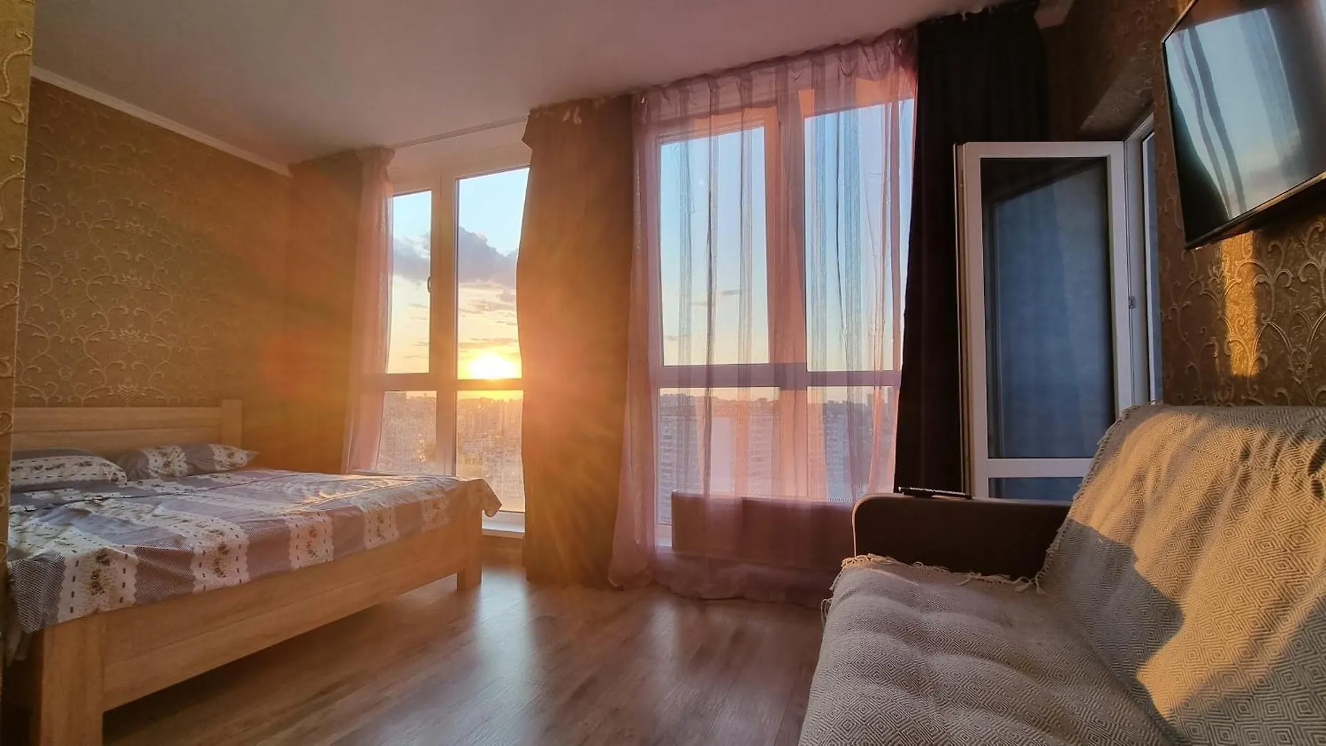 Lebedinny Flat Kijów